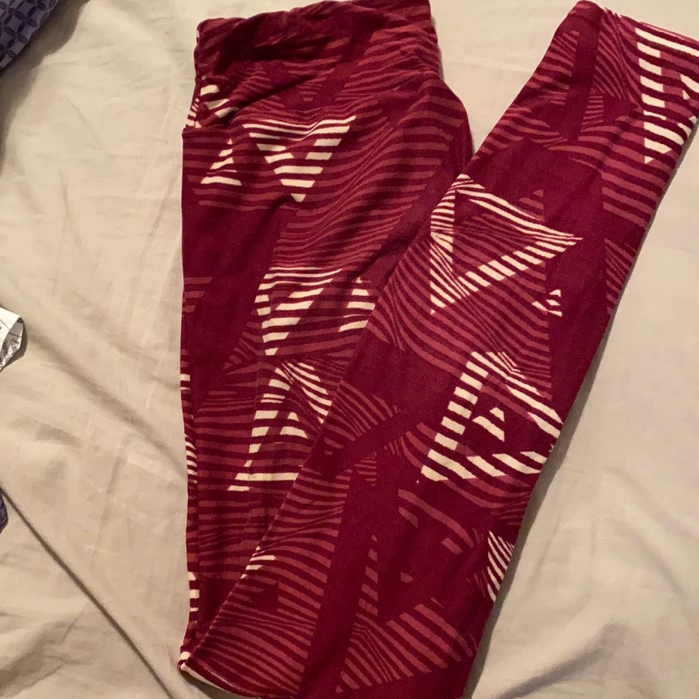 Lularoe OS Maroon and Cream Leggings